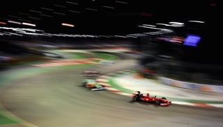 Illustration for article titled 2009 Singapore Grand Prix: Into the Night